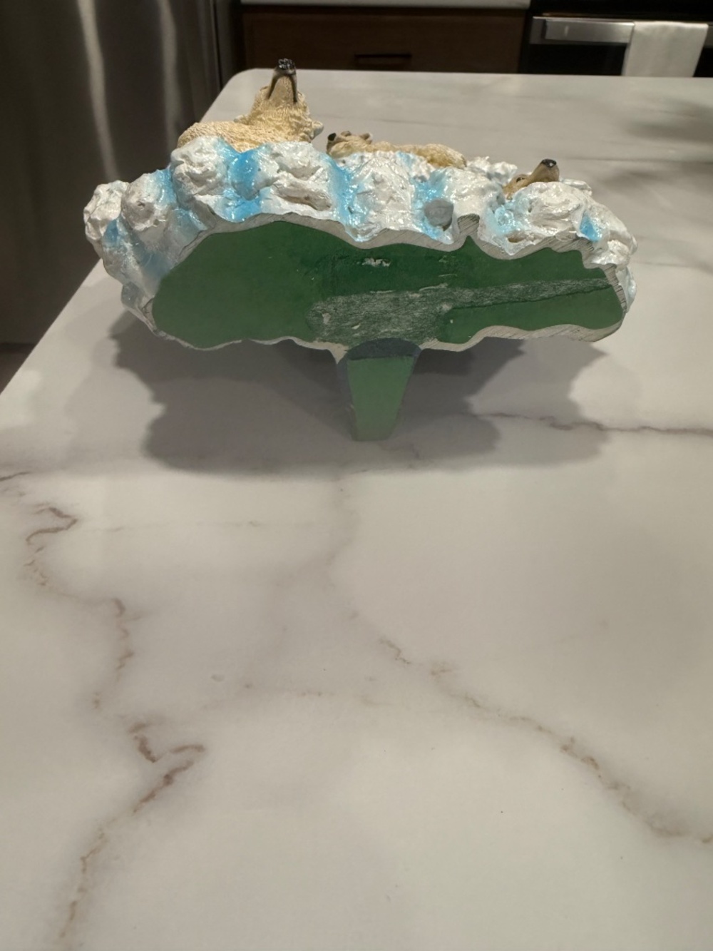 RARE Arctic Polar Bear Resin Decorative Diorama Ornament with Seals & Penquins - Picture 5 of 9